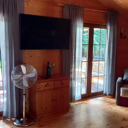 Andiland Feriehus Karwia