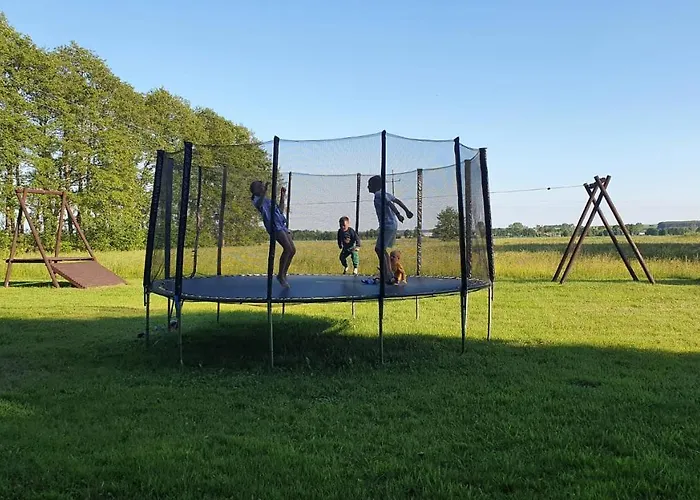 Andiland Semesterbostad Karwia